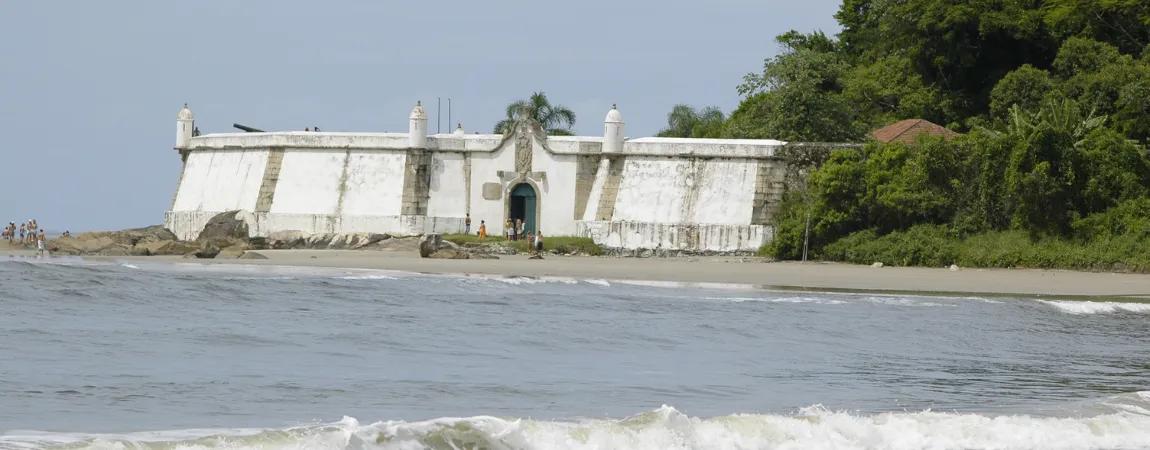 Imagem do post: Ilha do Mel: um Pedaço do Paraíso no Litoral Paranaense