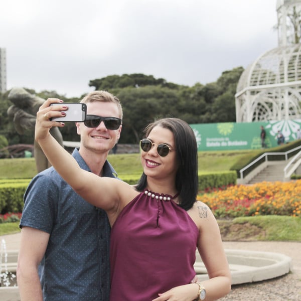 Speed ​​Dating em Curitiba 19-letni mężczyzna spotyka 25-letnią kobietę